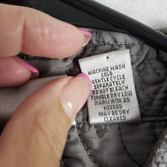 Chicos Women's 3 Embroidered Quilted Bomber Jacket Silver Metallic Bold Artsy - Picture 6 of 8